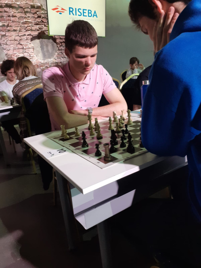 Valters Mūrēns piedalās Latvijas Skolu šaha olimpiādes Latvijas finālā