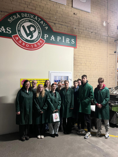 11. klases iepazīst uzņēmumu AS 