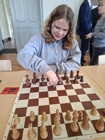Kurzemes skolu šaha olimpiādes atlases posmā Liepājā