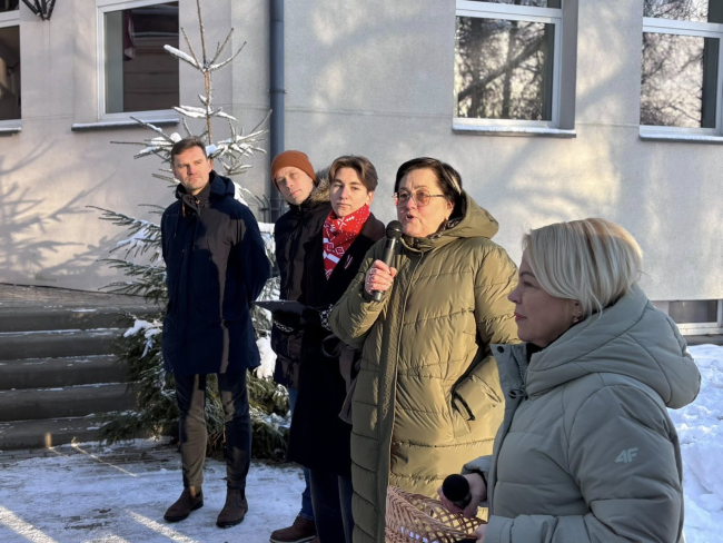 Skolas kāpņu atklāšana pēc rekonstrukcijas