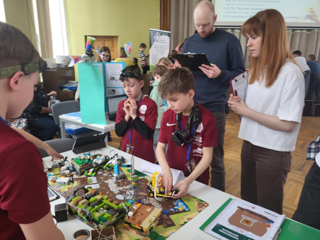 FLL robotikas sacensības  Rīgā