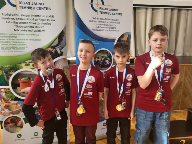 FLL robotikas sacensības  Rīgā